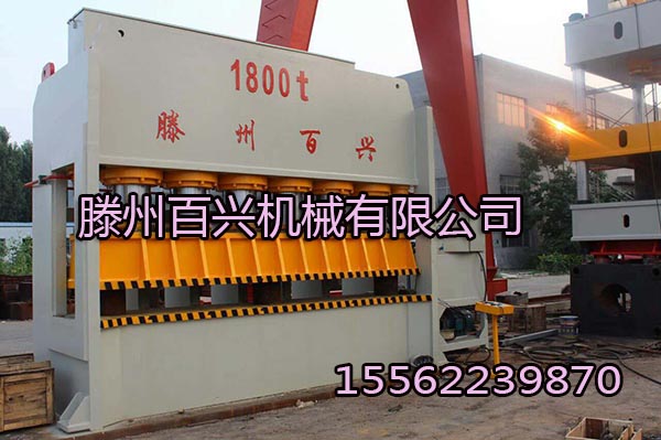 百興門框壓花機側面圖